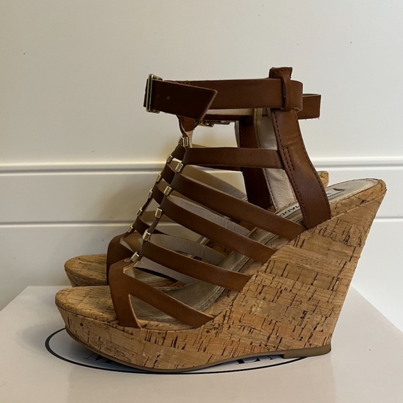 Steve Madden - Indyanna Wedge Sandals - Picture 2 of 5